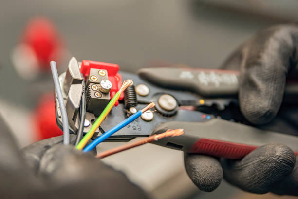 Best Electrical Contractors for Businesses  in Grandview, IL